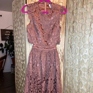 Td true decadence lace xs dress taupe peekaboo